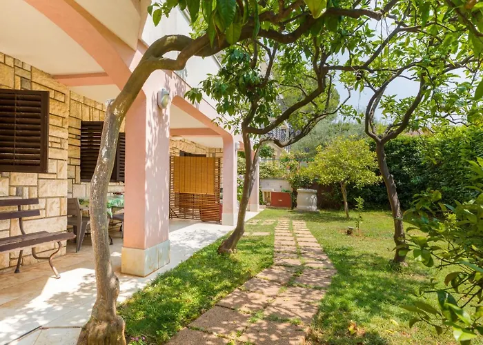 Seaside 065 By Guide